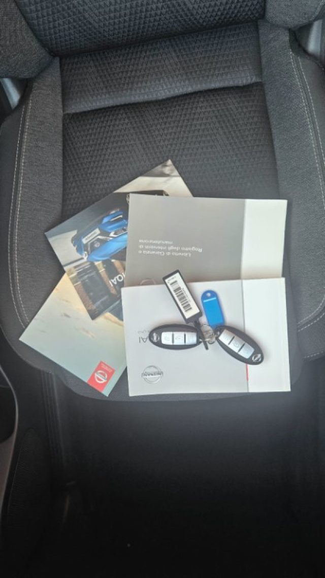 NISSAN Qashqai usata, con Autoradio