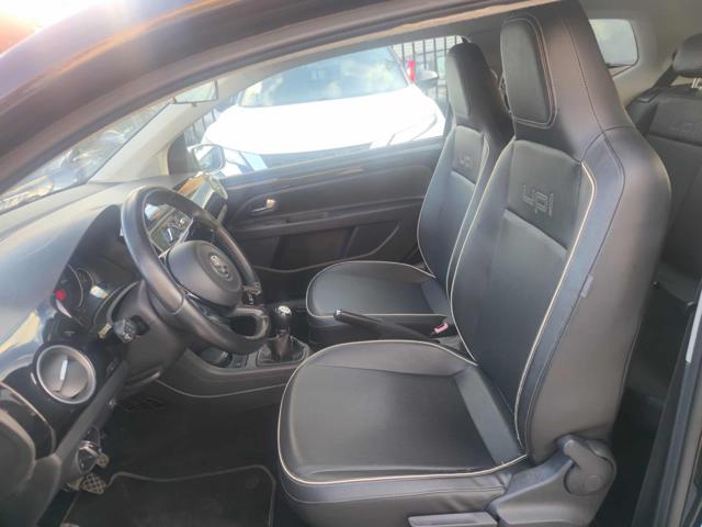 VOLKSWAGEN up! usata, con Climatizzatore