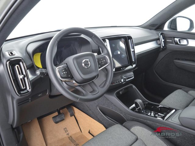VOLVO XC40 usata 7