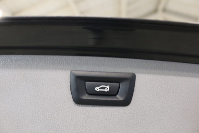 BMW 318 usata, con Controllo trazione