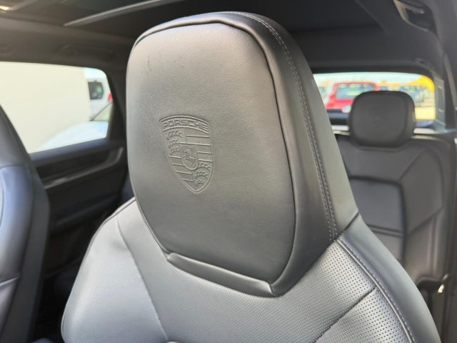 PORSCHE Cayenne usata, con Vetri oscurati