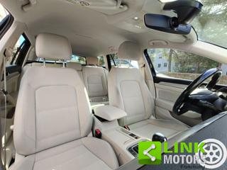 VOLKSWAGEN Passat Variant usata, con Sedile posteriore sdoppiato