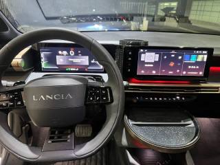 LANCIA Ypsilon usata, con Volante in pelle