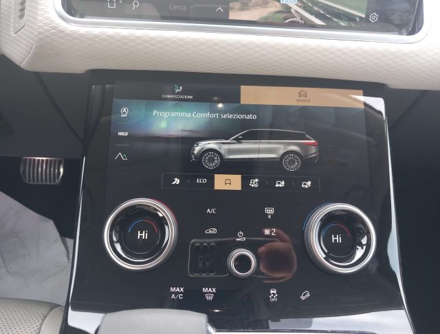 LAND ROVER Range Rover Velar usata, con Fendinebbia