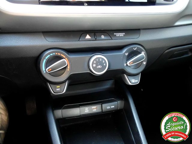 KIA Stonic usata, con USB