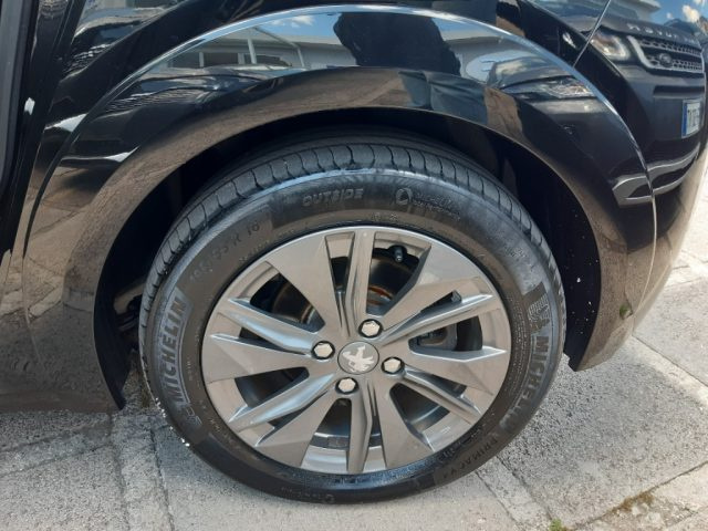 PEUGEOT 208 usata, con Autoradio digitale