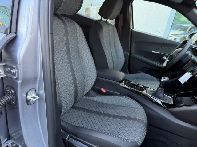 PEUGEOT 2008 usata, con Airbag testa