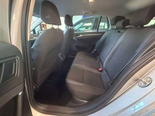 VOLKSWAGEN Golf usata, con Chiusura centralizzata