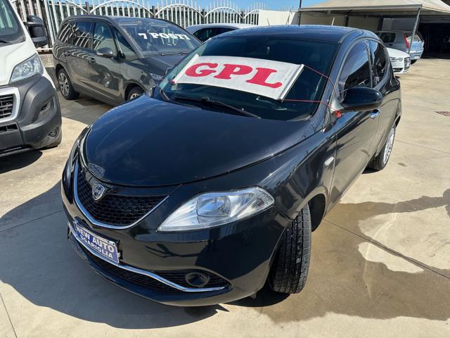 LANCIA Ypsilon usata 24