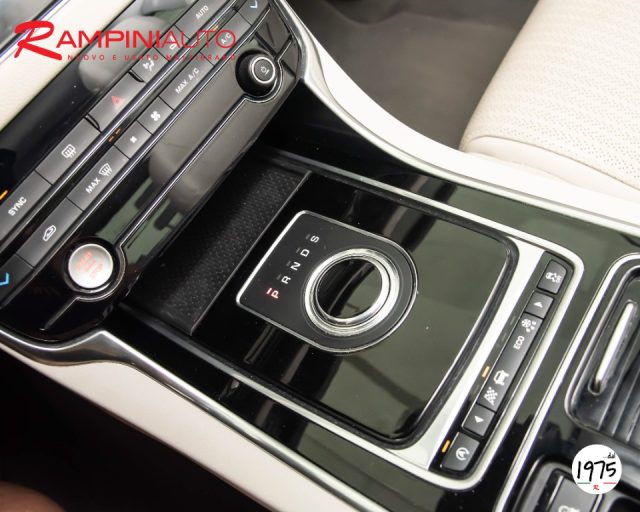 JAGUAR XF usata 20