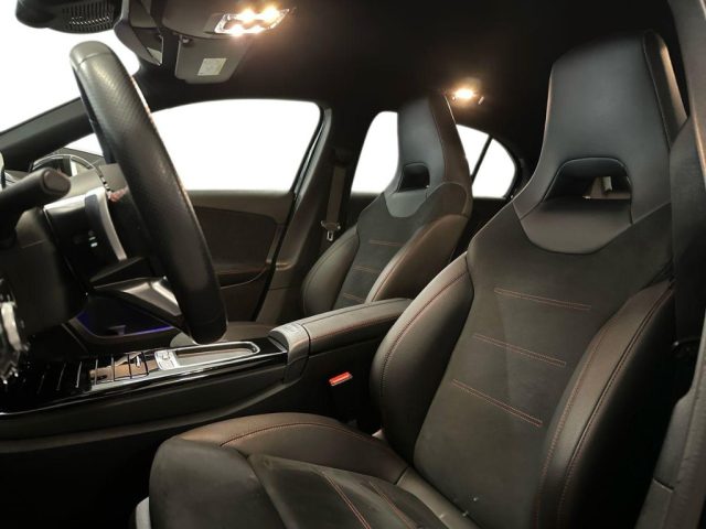 MERCEDES-BENZ A 180 usata, con Cronologia tagliandi