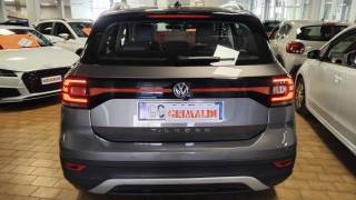 VOLKSWAGEN T-Cross usata, con Autoradio