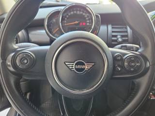 MINI Cooper usata, con Fari LED