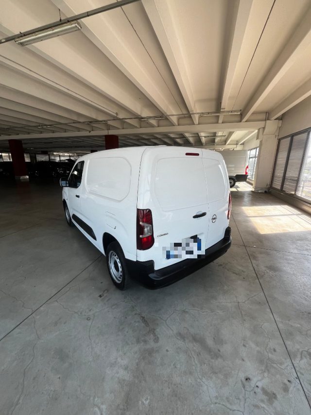 OPEL Combo usata, con Cruise Control