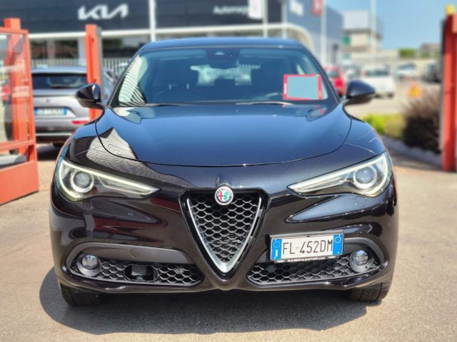 ALFA ROMEO Stelvio usata, con Leve al volante