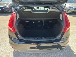 FORD Fiesta usata, con Specchietti laterali elettrici