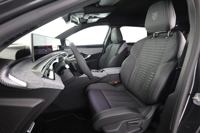 PEUGEOT 5008 usata 9