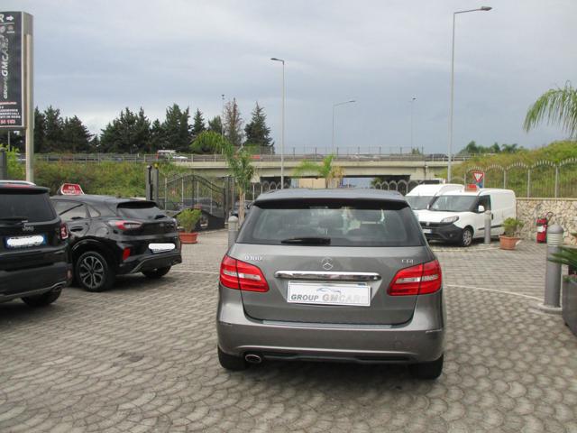 MERCEDES-BENZ B 180 usata, con Airbag Passeggero