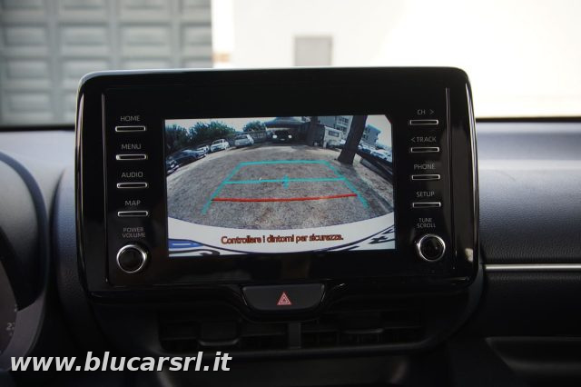 TOYOTA Yaris usata, con Specchietti laterali elettrici