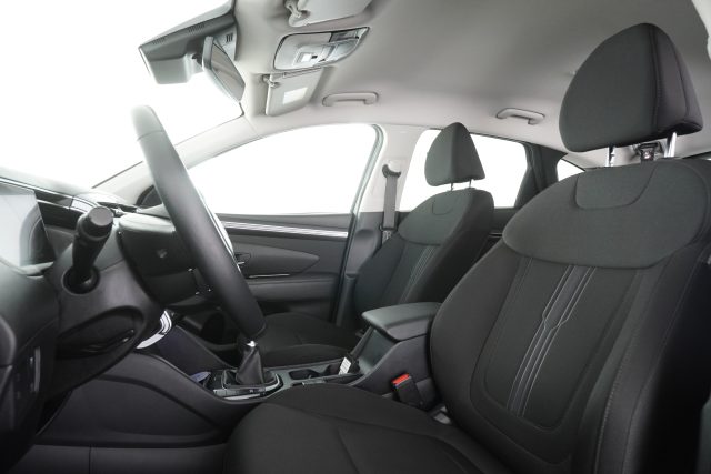 HYUNDAI Tucson usata 8