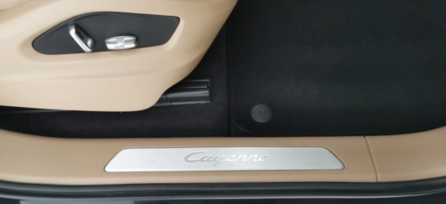 PORSCHE Cayenne usata 60