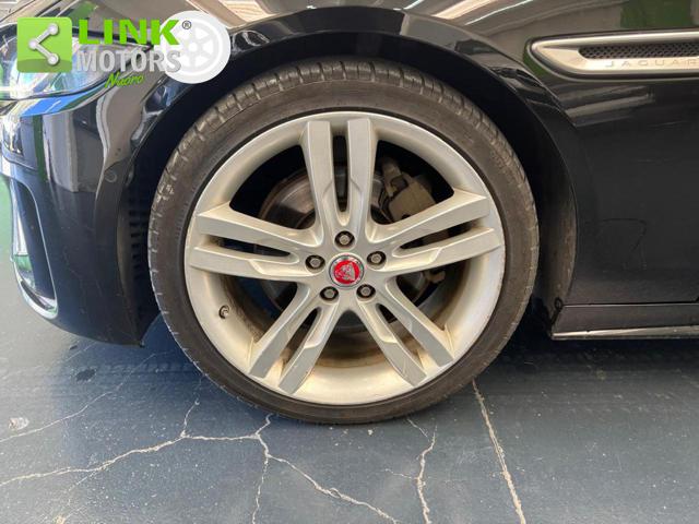 JAGUAR XE usata, con Vivavoce