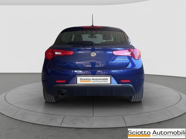 ALFA ROMEO Giulietta usata, con Autoradio