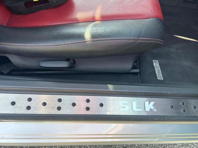 MERCEDES-BENZ SLK 200 usata, con Controllo trazione