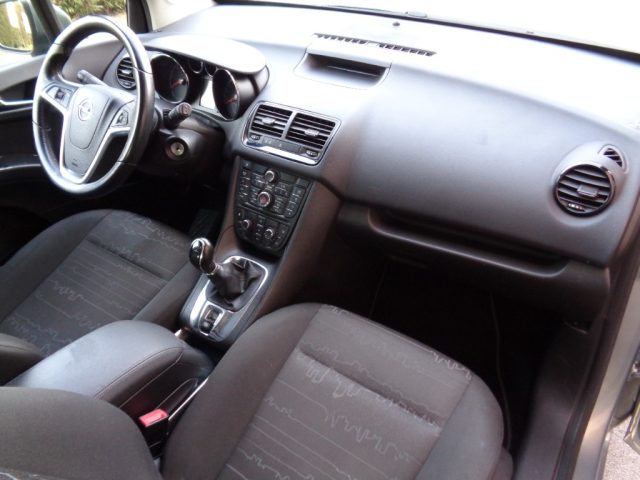 OPEL Meriva usata, con Climatizzatore
