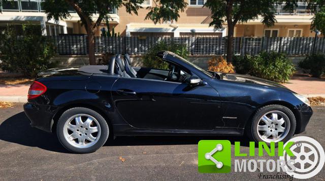 MERCEDES-BENZ SLK 200 usata, con Chiusura centralizzata