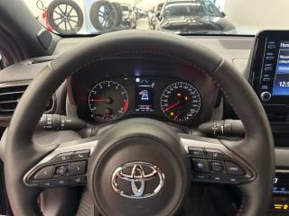 TOYOTA Yaris usata, con Controllo automatico clima