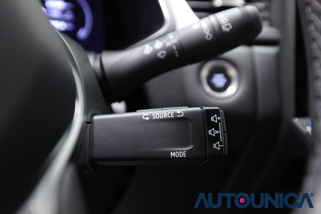RENAULT Captur usata, con Controllo elettronico della corsia