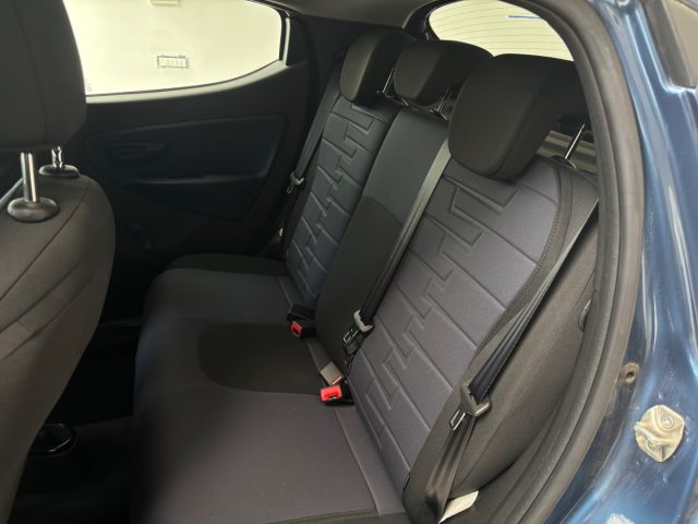 LANCIA Ypsilon usata, con Lettore CD
