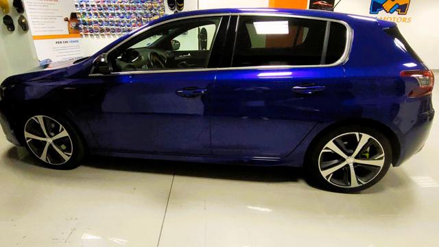 PEUGEOT 308 usata, con Park Distance Control