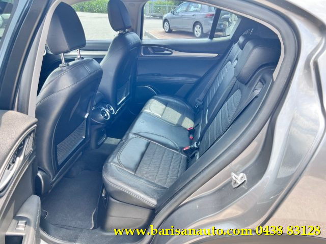 ALFA ROMEO Stelvio usata, con Autoradio