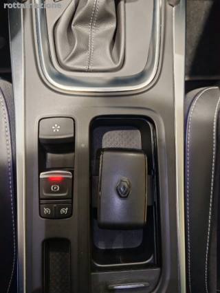 RENAULT Megane usata, con Sensori di parcheggio posteriori