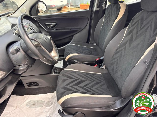 LANCIA Ypsilon usata, con Controllo trazione