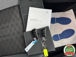VOLKSWAGEN Golf usata, con Fari LED