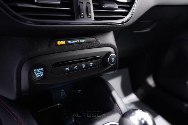 FORD Focus usata, con Bluetooth