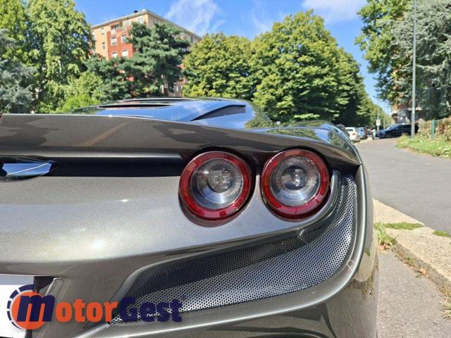FERRARI F8 usata, con Sensori di parcheggio posteriori