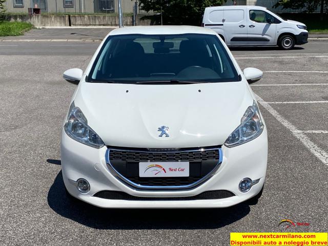 PEUGEOT 208 usata, con Airbag