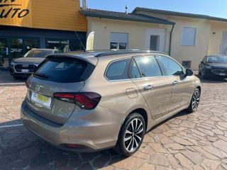 FIAT Tipo usata, con Airbag laterali