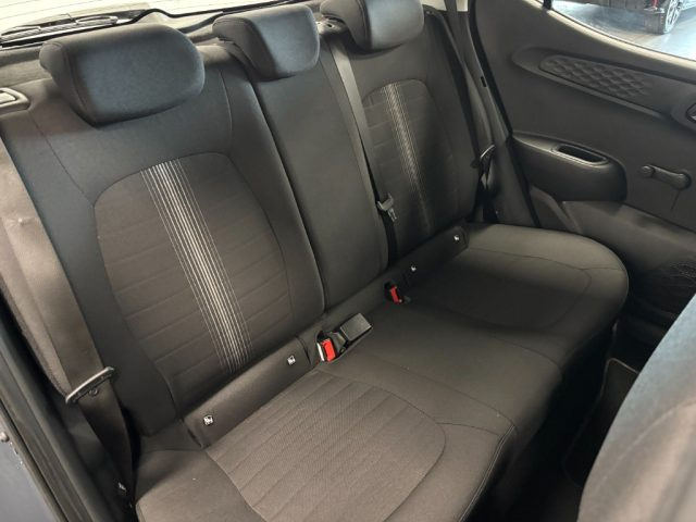 HYUNDAI i10 usata, con Controllo trazione