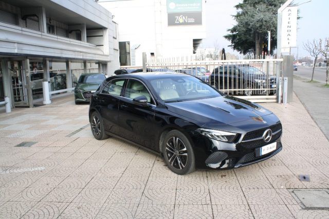 MERCEDES-BENZ A 180 usata, con Chiusura centralizzata