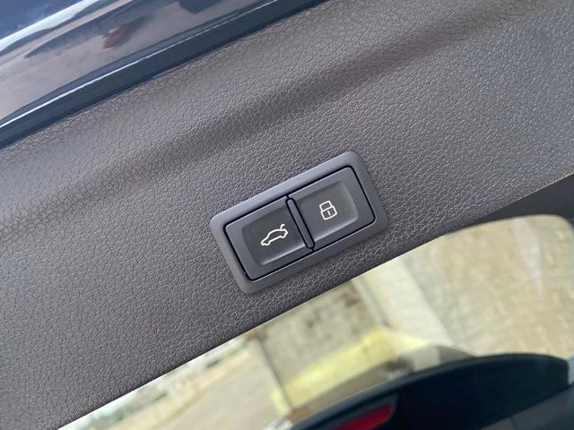 AUDI Q3 usata, con Volante in pelle