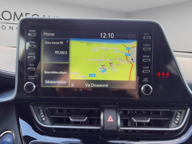 TOYOTA C-HR usata, con Sistema di navigazione