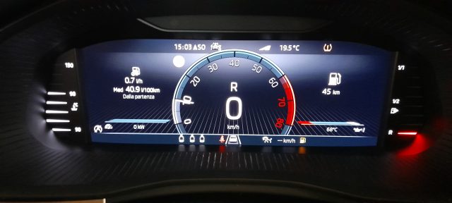 SKODA Kamiq usata, con Specchietti laterali elettrici