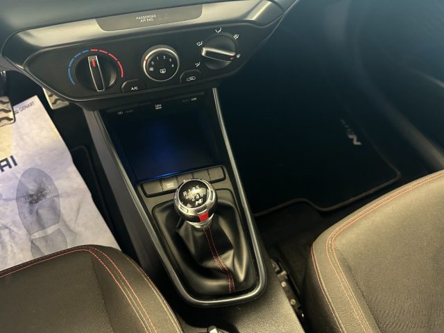 HYUNDAI i20 usata, con Volante in pelle