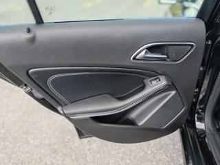 MERCEDES-BENZ A 180 usata 105