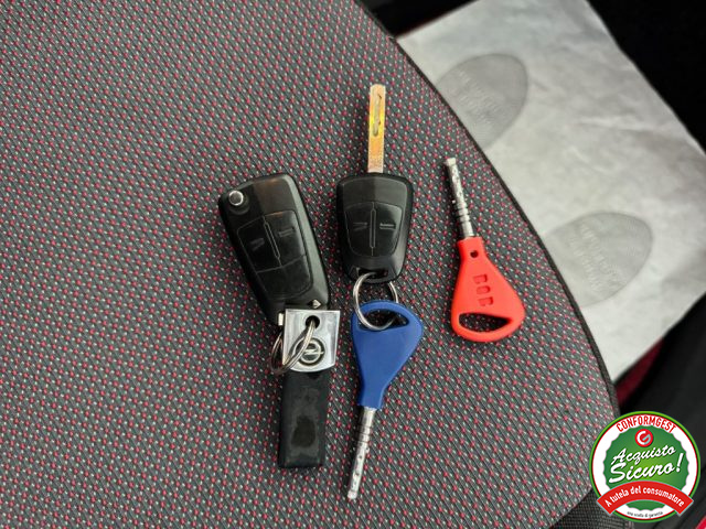 OPEL Corsa usata, con Luci diurne LED